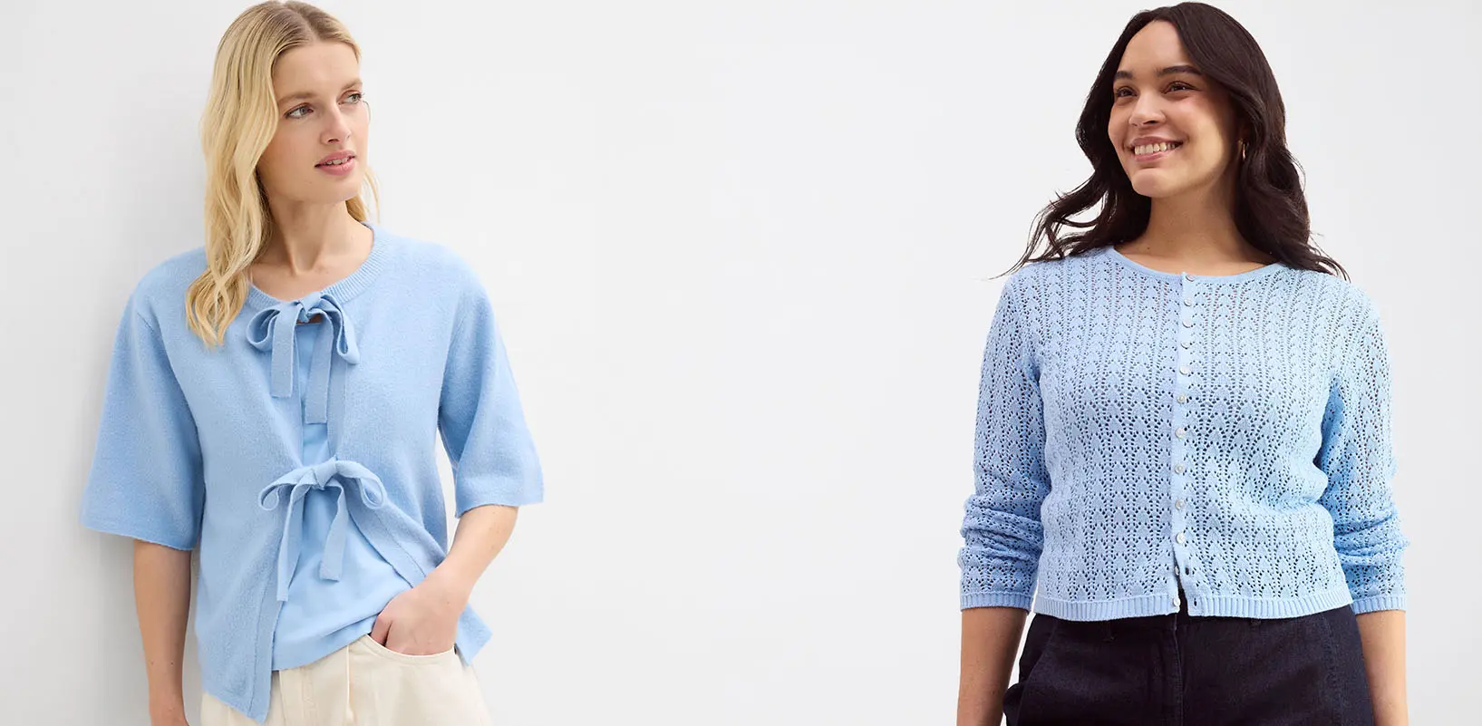 Hemelsblauw vest met strikdetails.